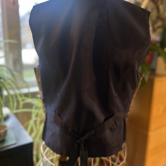 Vintage Leslie Fay brocade vest - Picture 3 of 5